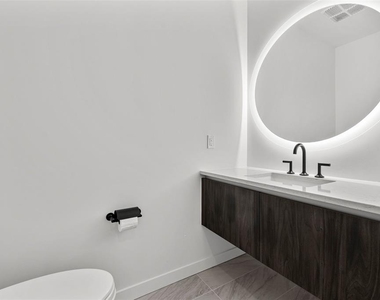 777 3rd Avenue N - Photo Thumbnail 26