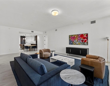 777 3rd Avenue N - Photo Thumbnail 6