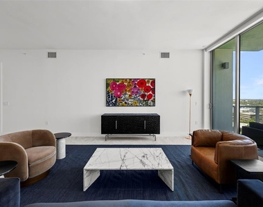 777 3rd Avenue N - Photo Thumbnail 5