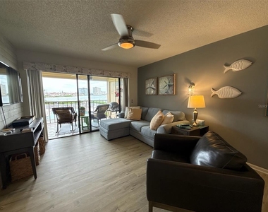 6158 Palma Del Mar Boulevard S - Photo Thumbnail 7