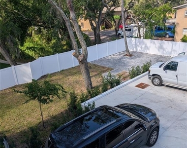 13614 N 22nd Street - Photo Thumbnail 5