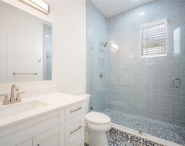 13614 N 22nd Street - Photo Thumbnail 22