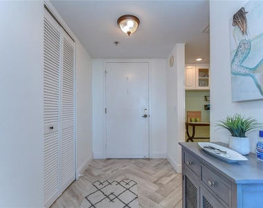 6322 Palma Del Mar Boulevard S - Photo Thumbnail 2