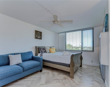6322 Palma Del Mar Boulevard S - Photo Thumbnail 27