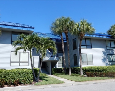 910 Pinellas Bayway S - Photo Thumbnail 4