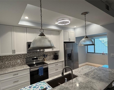 910 Pinellas Bayway S - Photo Thumbnail 8