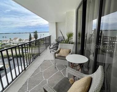 1460 Gulf Boulevard - Photo Thumbnail 12