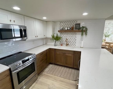 1460 Gulf Boulevard - Photo Thumbnail 7