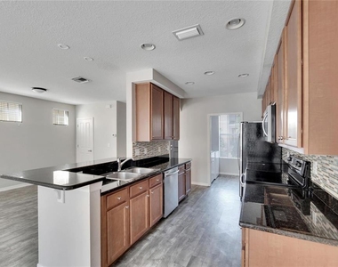 7322 S Trask Street - Photo Thumbnail 19