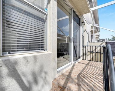 7322 S Trask Street - Photo Thumbnail 6
