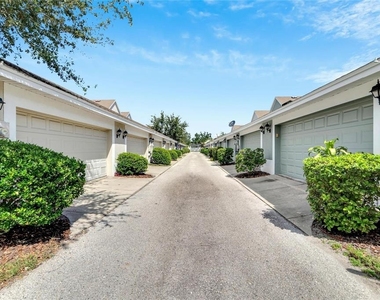7322 S Trask Street - Photo Thumbnail 5