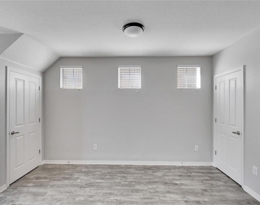 7322 S Trask Street - Photo Thumbnail 22