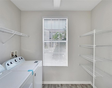 7322 S Trask Street - Photo Thumbnail 16