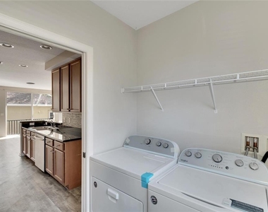 7322 S Trask Street - Photo Thumbnail 59