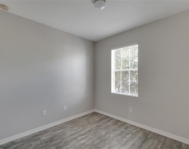 7322 S Trask Street - Photo Thumbnail 40