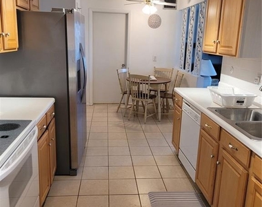 1408 Nashua Circle - Photo Thumbnail 12