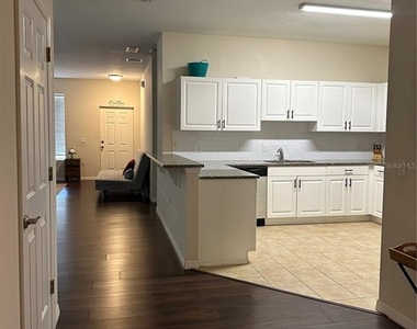 3123 Sun Lake Court - Photo Thumbnail 17
