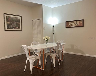 3123 Sun Lake Court - Photo Thumbnail 6
