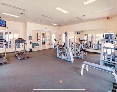 3123 Sun Lake Court - Photo Thumbnail 35