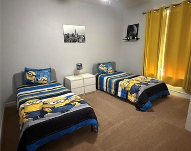 3174 Feltrim Place - Photo Thumbnail 18