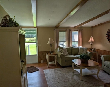 56314 Blue Creek Road - Photo Thumbnail 6