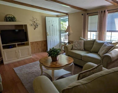 56314 Blue Creek Road - Photo Thumbnail 8
