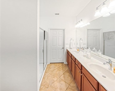 9117 Sw 70th Loop - Photo Thumbnail 18