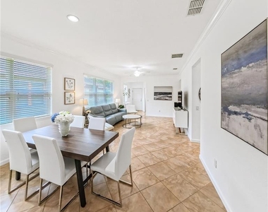 9117 Sw 70th Loop - Photo Thumbnail 13