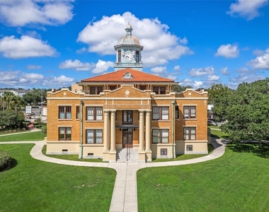 419 N Apopka Avenue - Photo Thumbnail 73