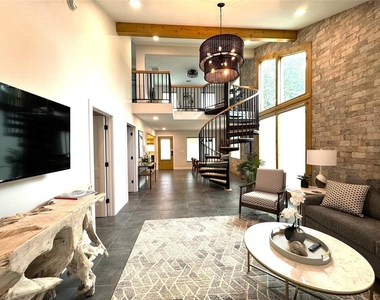 419 N Apopka Avenue - Photo Thumbnail 20
