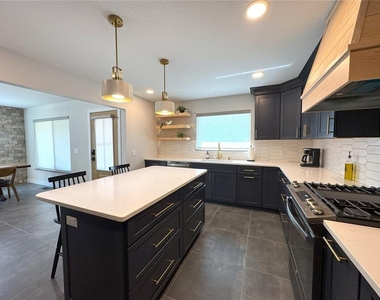 419 N Apopka Avenue - Photo Thumbnail 41