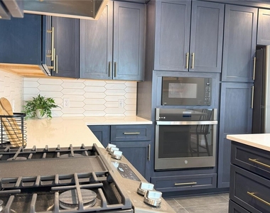 419 N Apopka Avenue - Photo Thumbnail 42