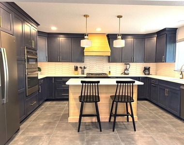 419 N Apopka Avenue - Photo Thumbnail 5