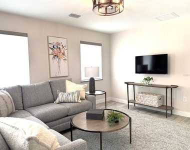 419 N Apopka Avenue - Photo Thumbnail 56