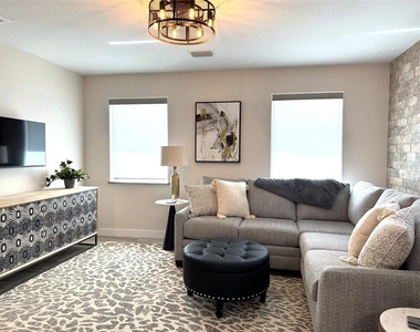 419 N Apopka Avenue - Photo Thumbnail 23