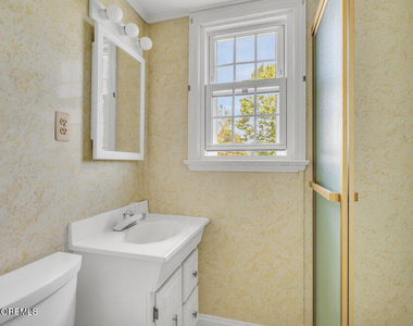 312 Salem Avenue - Photo Thumbnail 19