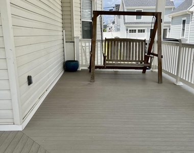 204 4th Avenue - Photo Thumbnail 4