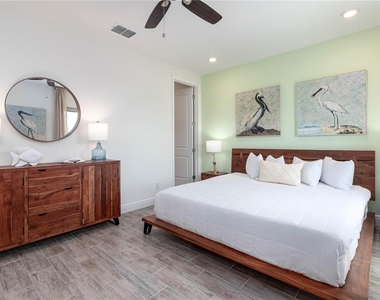 2960 On The Rocks Point - Photo Thumbnail 13