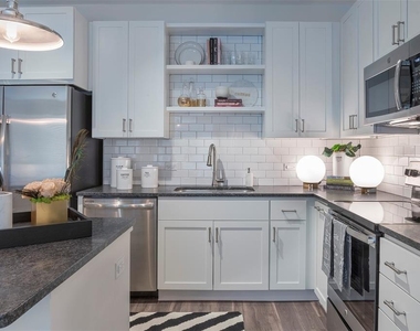 733 Main Lane - Photo Thumbnail 14