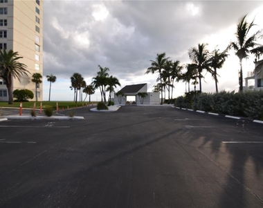 4420 Exeter Drive - Photo Thumbnail 22
