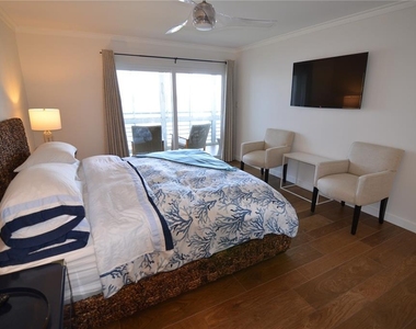 4420 Exeter Drive - Photo Thumbnail 8