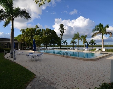 4420 Exeter Drive - Photo Thumbnail 21