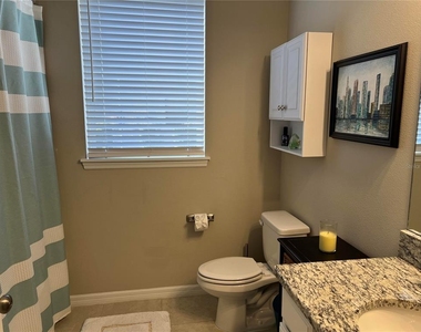 13737 Messina Loop - Photo Thumbnail 20
