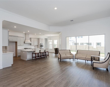 10176 Brocksport Circle - Photo Thumbnail 9