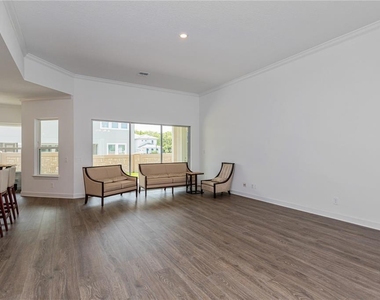 10176 Brocksport Circle - Photo Thumbnail 12