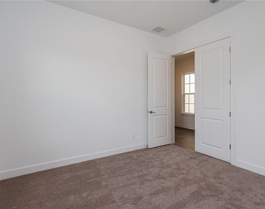 10176 Brocksport Circle - Photo Thumbnail 36
