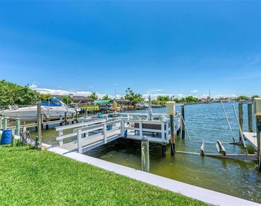 1008 Apollo Beach Boulevard - Photo Thumbnail 17