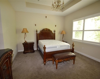 132 Amanthus Court - Photo Thumbnail 36