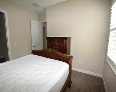 132 Amanthus Court - Photo Thumbnail 28