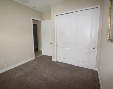 132 Amanthus Court - Photo Thumbnail 33